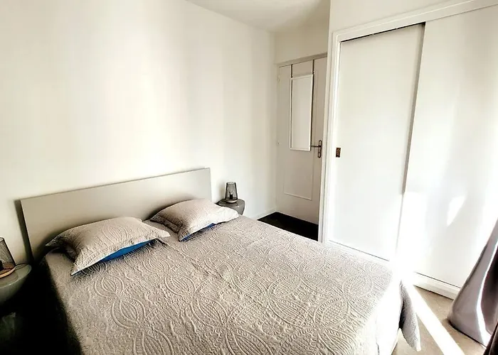 Apartment Comme A La Maison!!a 5 Min A Pied Plage,pkg Prive Le Grau-du-Roi
