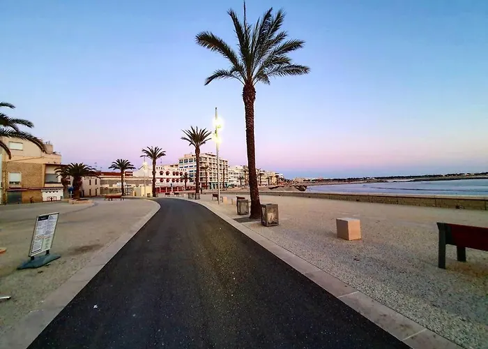 Comme A La Maison!!a 5 Min A Pied Plage,pkg Prive